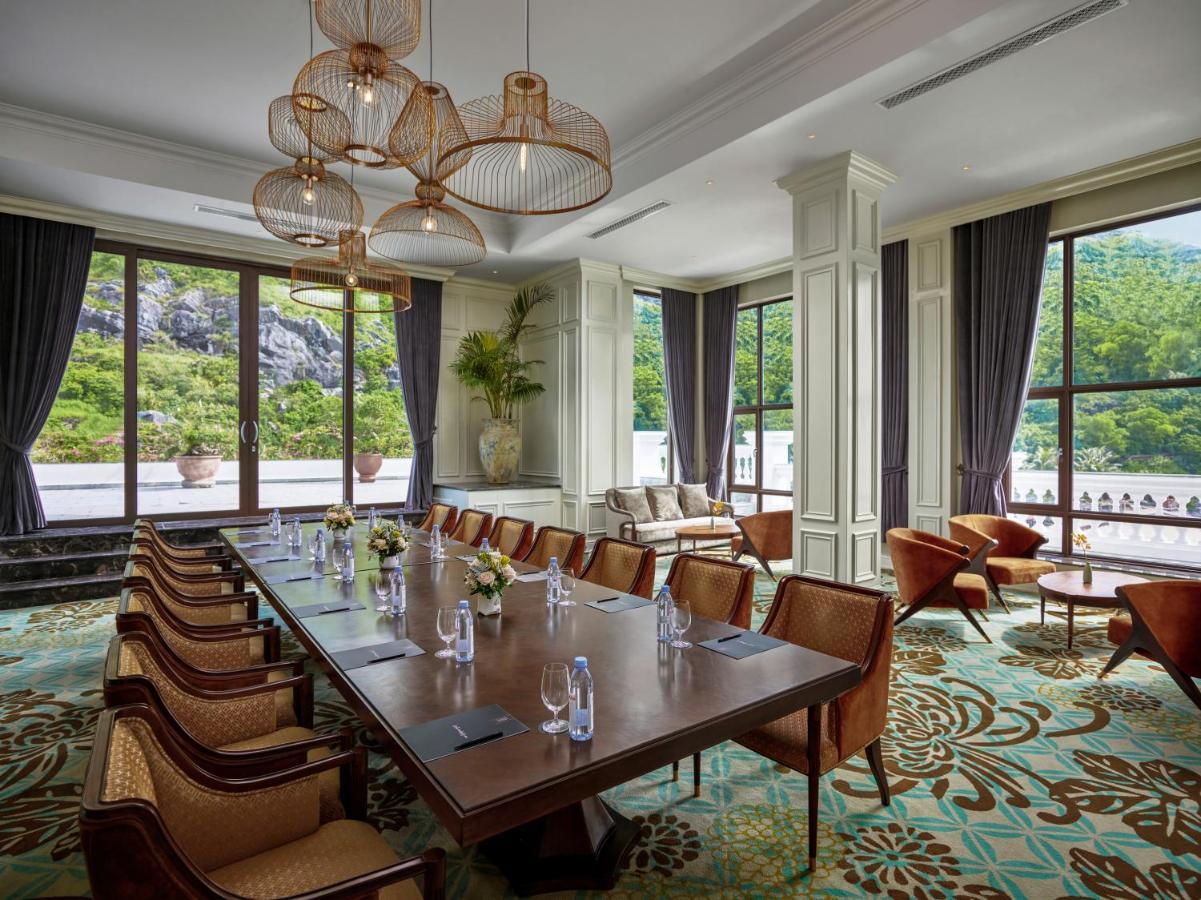 Hotel Perle D'Orient Cat Ba - Mgallery Chan Chau Экстерьер фото Meeting room at The Westin Da Lat